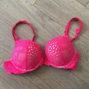 Victoria’s Secret Bombshell Bra